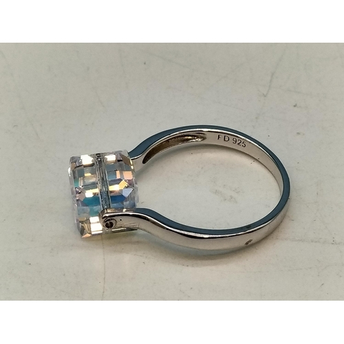 361 - Ladies Ring with Spinning Clear Glass Prism Cubed Bead. Marked FD925. Size O.