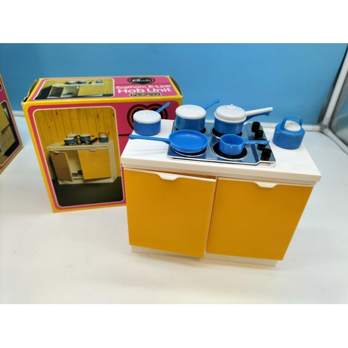 122 - Boxed Vintage 1970's Pedigree Sindy Eastham E-Line Kitchen Set to include Wall Oven (44550), Sink Un... 