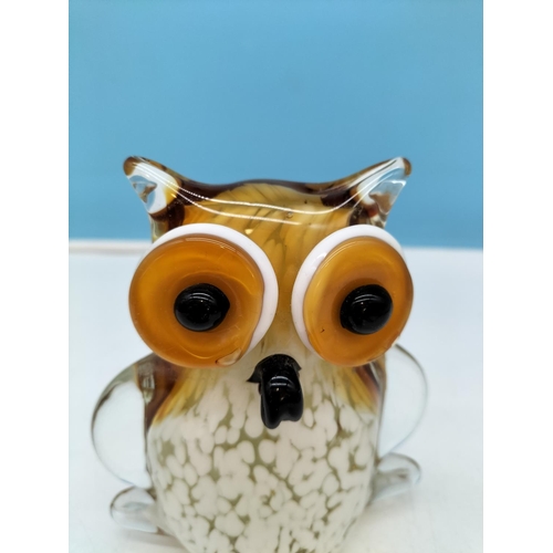 231 - Glass Owl Figure. 14cm Tall.