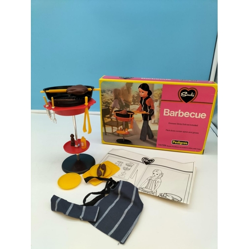 292 - Boxed Vintage 1970's Pedigree Sindy Camping Scene (44577), Sun Lounger (44423) and Barbecue (44420),... 