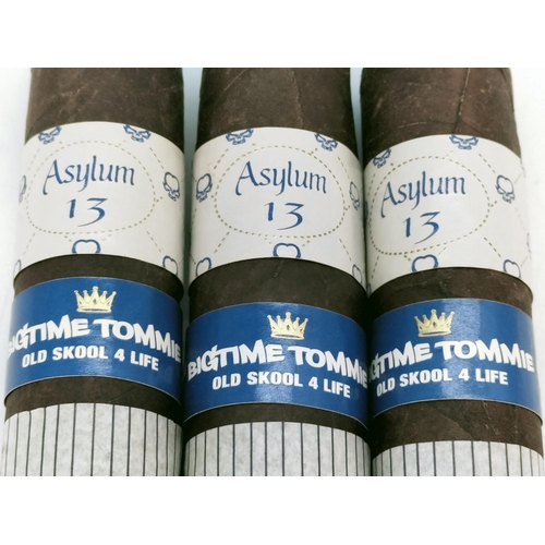 321 - 3 x Big Tommic Asylum 13   7 x 70 Cigars