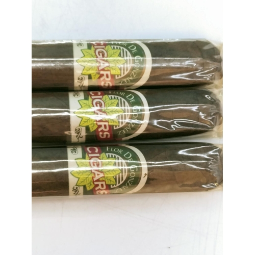 325 - 3 x Flor de Gonzalez Lancero 8.5 x 52 Cigars.