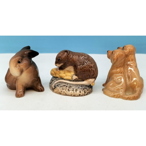 377 - Small Beswick Figures (3), Field Mouse, Rabbit and Dogs. Largest 7cm x 6cm.