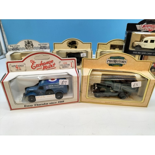 471 - Collection of Die-Cast Mixed Cars and Vans (10).