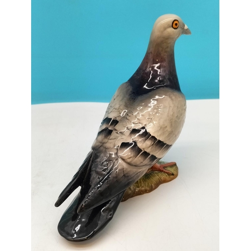 51 - Beswick Figure of a Pigeon 1383. Alternative Colourway. 15cm High, 16cm x 7cm.