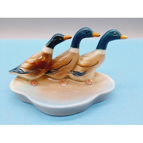 569 - Beswick Duck Figures (3) plus Beswick Matt Song Thrush Figure. Tallest 15cm.