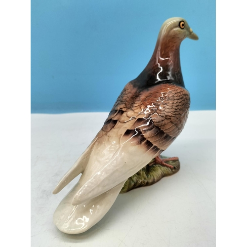 647 - Beswick Figure of a Pigeon, 1383. 15cm High, 16cm x 7cm.