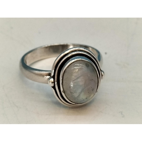 212 - 925 Silver and Moonstone Ring. Size Q