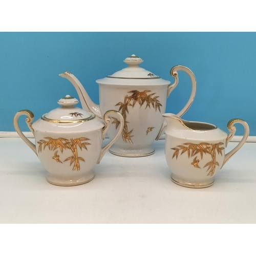 340 - Japanese White and Gold Geisha Girl 16 Piece Tea Set. Chip to Rim of 2 Plates.