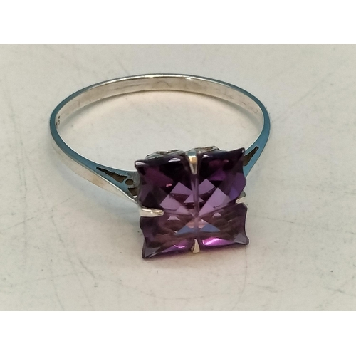 341 - 925 Silver and Purple Stone Ring Size Q