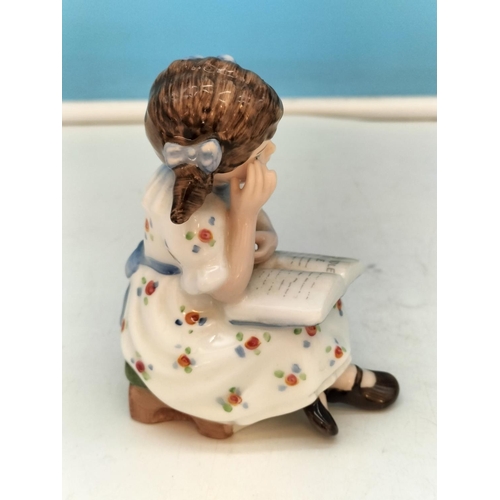 571 - Royal Doulton Brambly Hedge Figure 'Dusty Dogwood' DBH 6, Royal Doulton 11cm Figure  'Storytime' HN ... 