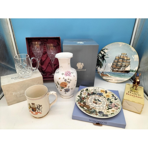 650 - Collection of Mixed Quality Glass and Ceramics to include Boxed Wedgwood 'Rosemeade' Vase, Royal Dou... 