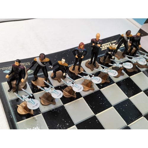 272 - Star Trek The Next Generation Chess Set.