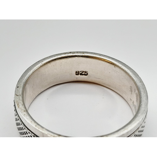 278 - Silver 925 Spinner Ring. Size Z.