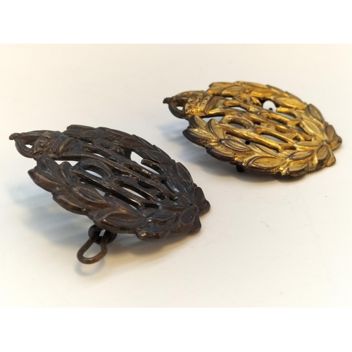 541 - Royal Flying Corps Cap Badges (2).