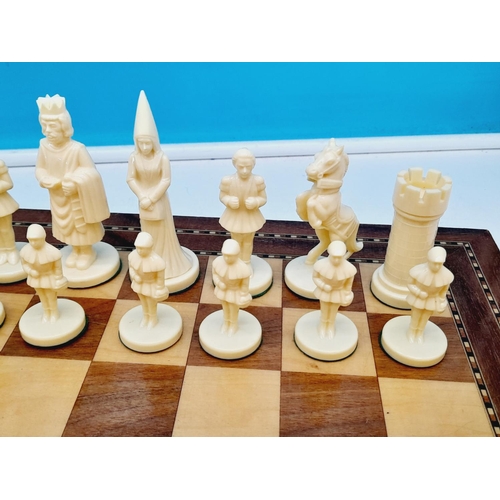 79 - Vintage Ajedrez Fantasia Chess Set and Board (40cm x 40cm).