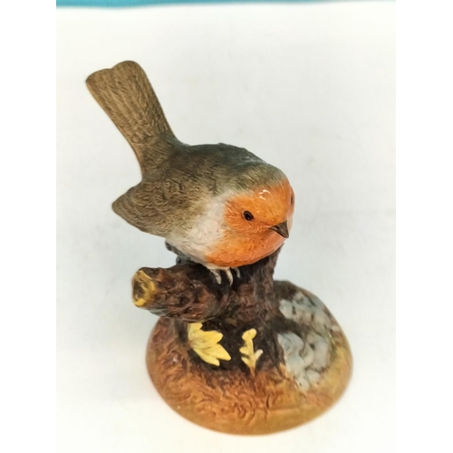 245 - Harlequin Design Studio 13cm Figure of a Robin.