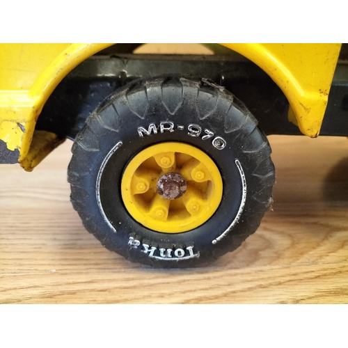 60A - 2 x Play Worn Tonka Toys, T9 Bulldozer and Mighty Crane. Largest 32cm High, 43cm x 21cm.