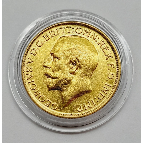 10 - George V  1914 22ct Gold Full Sovereign. 8 Grams.
