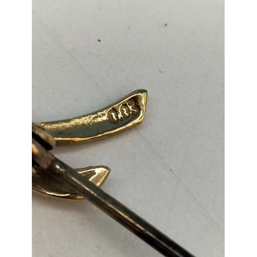 16 - 9ct Gold Hallmarked Flower Brooch with Amethyst Stones. 3.1 Grams.