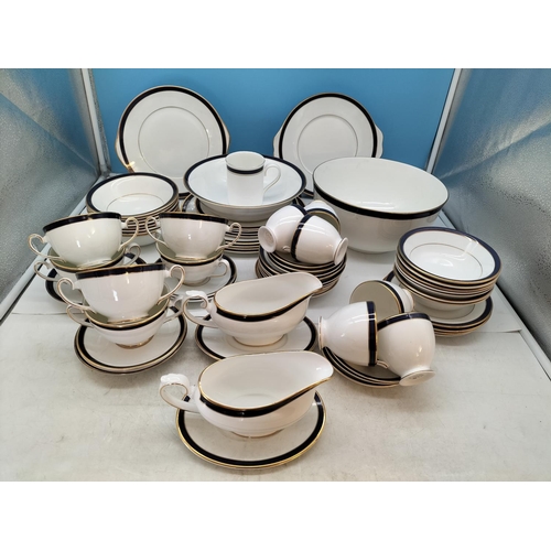 191 - Large Collection of Royal Grafton 'Warwick Blue' Pattern Dinnerware Pieces to include 26cm Dinner Pl... 