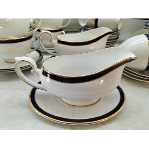 191 - Large Collection of Royal Grafton 'Warwick Blue' Pattern Dinnerware Pieces to include 26cm Dinner Pl... 