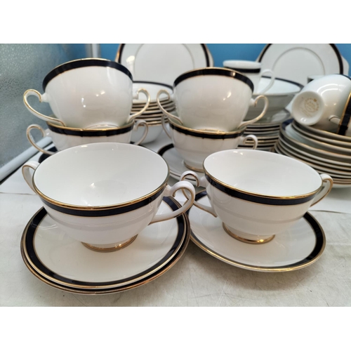 191 - Large Collection of Royal Grafton 'Warwick Blue' Pattern Dinnerware Pieces to include 26cm Dinner Pl... 