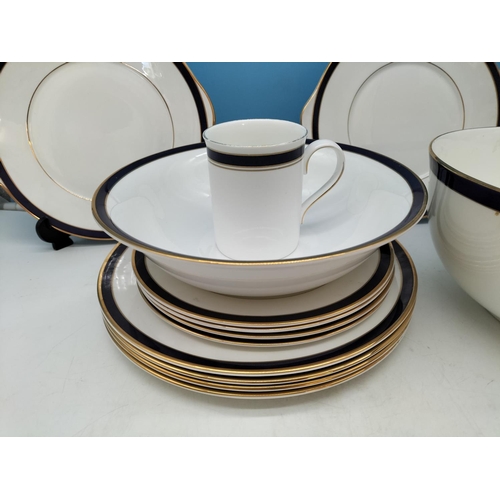 191 - Large Collection of Royal Grafton 'Warwick Blue' Pattern Dinnerware Pieces to include 26cm Dinner Pl... 