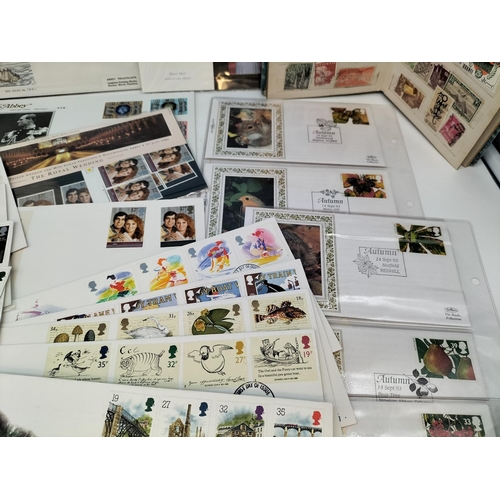 226 - Collection of First Day Covers and Loose Stamps, etc.
