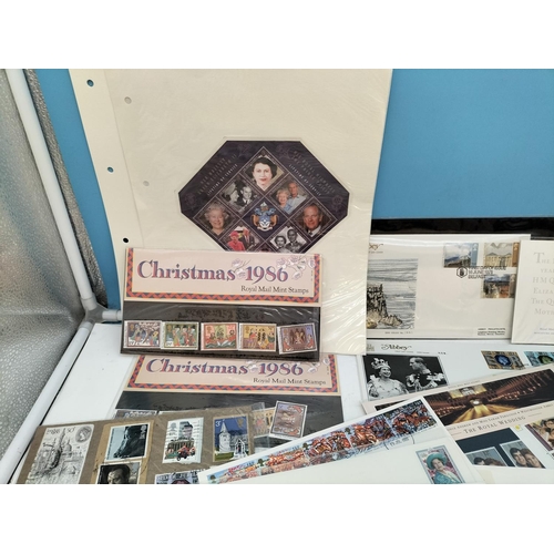 226 - Collection of First Day Covers and Loose Stamps, etc.