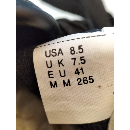 304 - 2 Pairs of Lotto Rugby Boots. Sizes 7 and 7.5. Little or No Use.