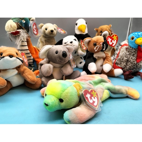 319 - 11 x TY Beanie Babies to include Sammy, Lurkey, Dragon, Dotty, Chip, Tiptoe, etc.