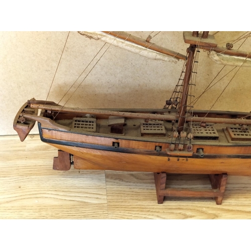 400 - Scale Model of a Sailing Ship on Stand. Some Restoration/Cleaning Required. 70cm High x 50cm. Collec... 