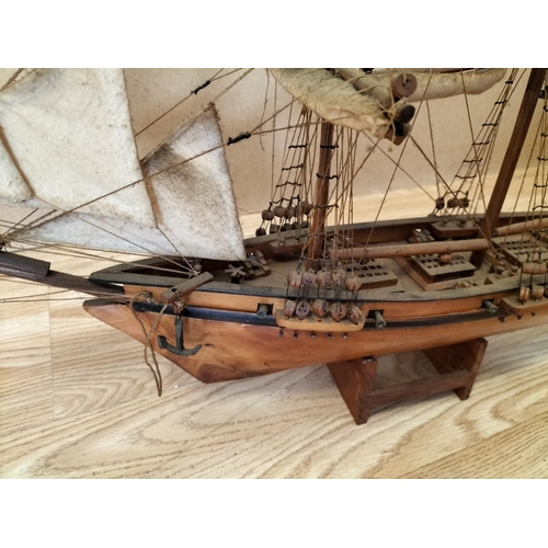 400 - Scale Model of a Sailing Ship on Stand. Some Restoration/Cleaning Required. 70cm High x 50cm. Collec... 