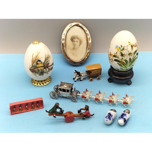59 - Collection of Items to include Hallmarked Silver Frame, Small Lead Queen's Coach and Horses (12cm Lo... 