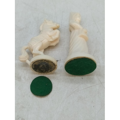 63 - Weighted Plastic Medieval Chess Set plus Folding Wooden Chess Board. Tallest Piece 10cm.