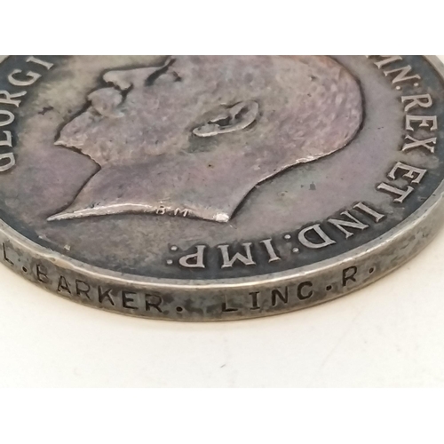 8 - WWI Medals (2) 16905 PTE  C.L. Barker Linc R.