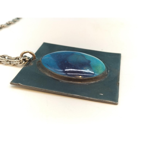 108 - Ruskin Style Pendant on 26