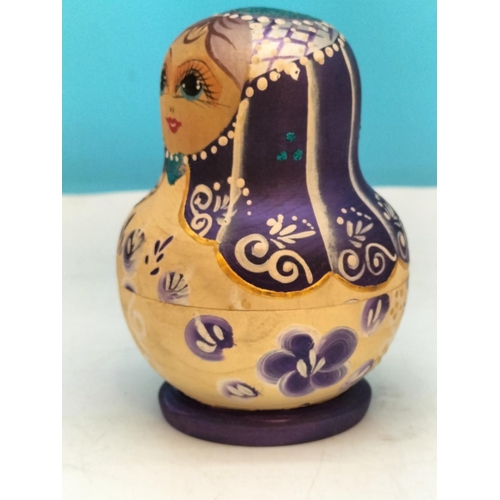 343 - 7 Piece Russian Nesting Dolls. Tallest 12cm.
