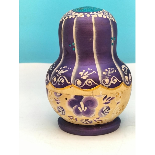 343 - 7 Piece Russian Nesting Dolls. Tallest 12cm.