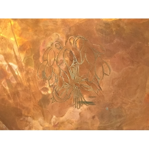 584 - Collection of Metal Ware to include Hugh Wallis 'Snowdrops' Copper Plate, Harold Holmes (Apprentice ... 