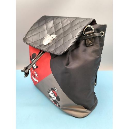 47 - New Bradford Exchange 'Micky & Minnie Mouse' Backpack Bag. 32cm x 32cm.