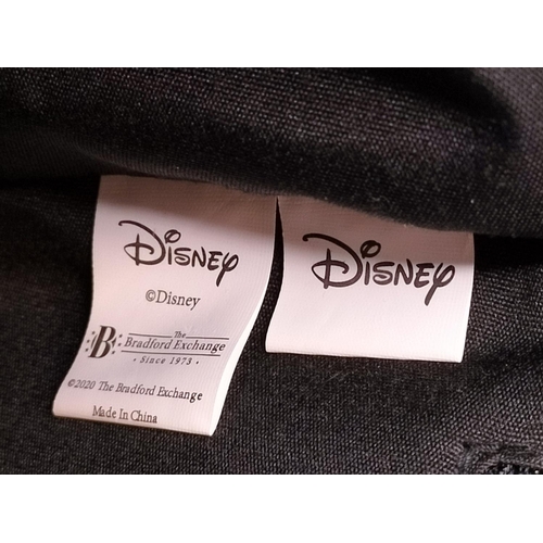 47 - New Bradford Exchange 'Micky & Minnie Mouse' Backpack Bag. 32cm x 32cm.