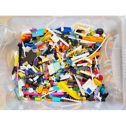 557 - Quantity of Lego.