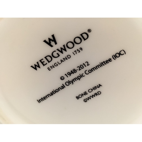 83 - Royal Worcester Limited Edition 1214/10,000 Fabulous Birds 27cm Plate plus Royal Doulton 'Islamic' P... 