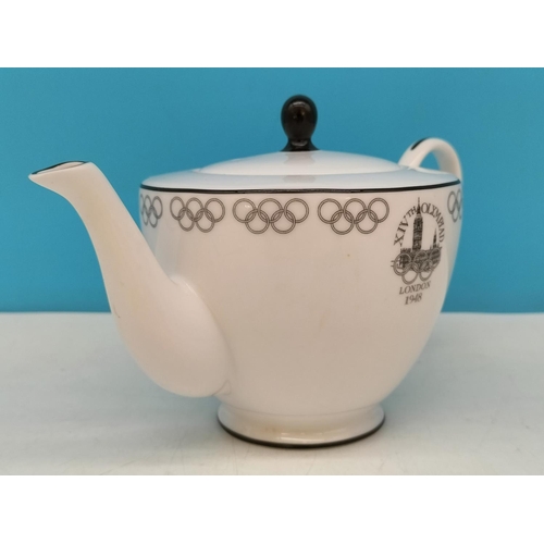 83 - Royal Worcester Limited Edition 1214/10,000 Fabulous Birds 27cm Plate plus Royal Doulton 'Islamic' P... 