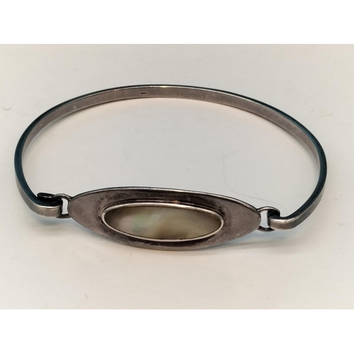 118 - Silver 925 and Mother of Pearl Bangle.