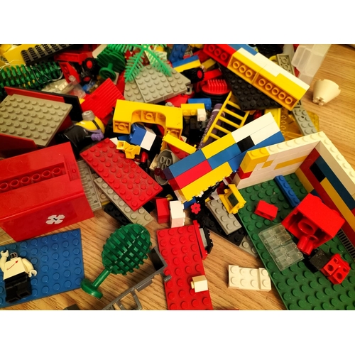 65 - Collection of Assorted LEGO.