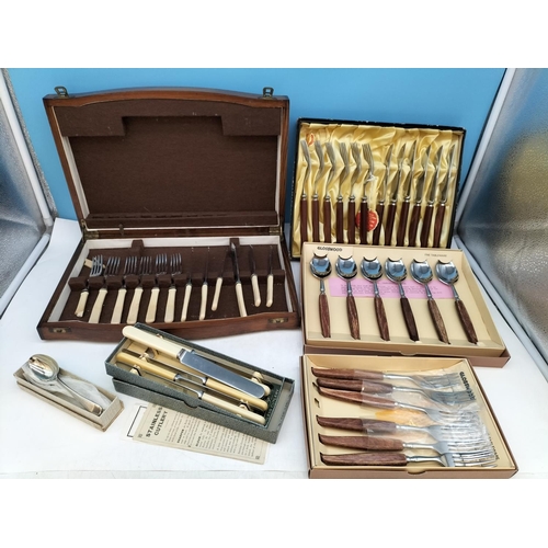 63 - Collection of 6 x Cased Cutlery Sets to include John Turton Set of Knives.