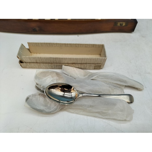 63 - Collection of 6 x Cased Cutlery Sets to include John Turton Set of Knives.